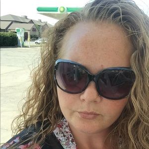 Meet your Posher, Annelle